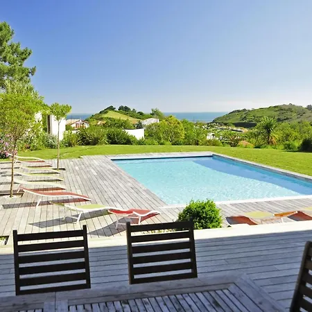 Vila Saint-jean-de-luz Sleeps 12 Pool Air Con Wifi