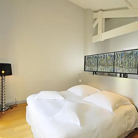 Saint-jean-de-luz Sleeps 12 Pool Air Con Wifi Saint-Jean-de-Luz